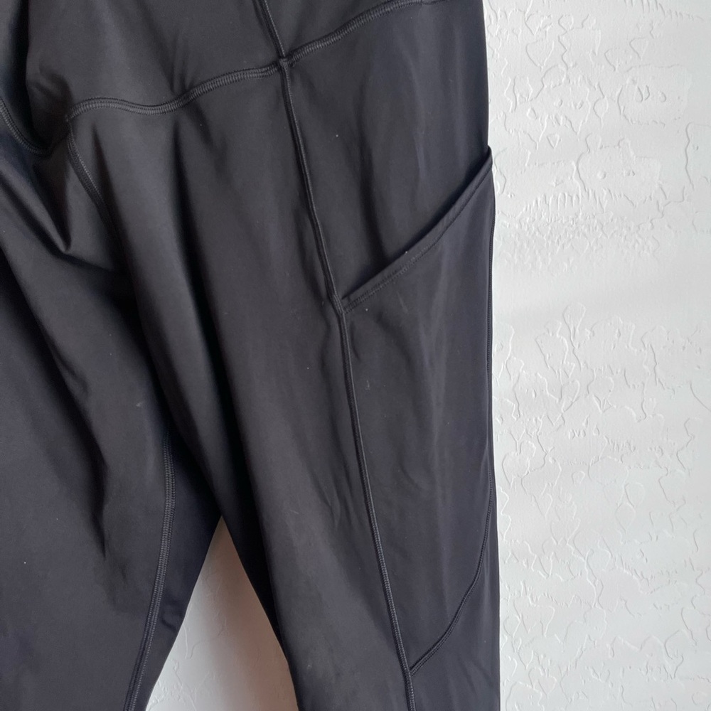 Lululemon Fast and Free leggings - Picture 12 of 13